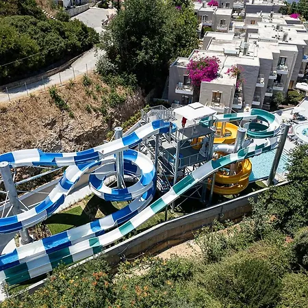 Porto Platanias &