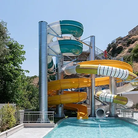 Porto Platanias & Θέρετρο 5*